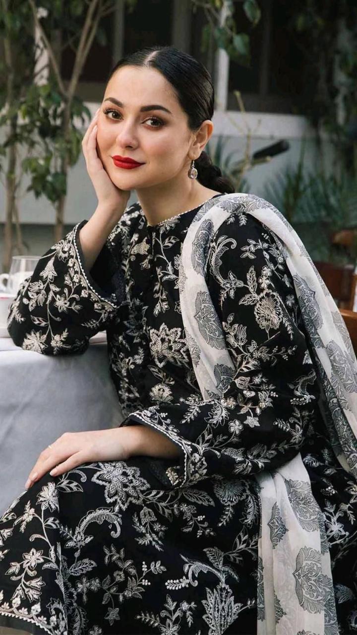 zara shahjahan winter 2025/26 – most hit linen 3pc fully embroidered suit with chiffon dupatt